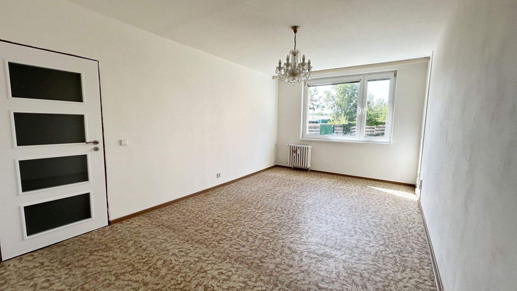 Byt 2+kk – Slaný – pohled 2