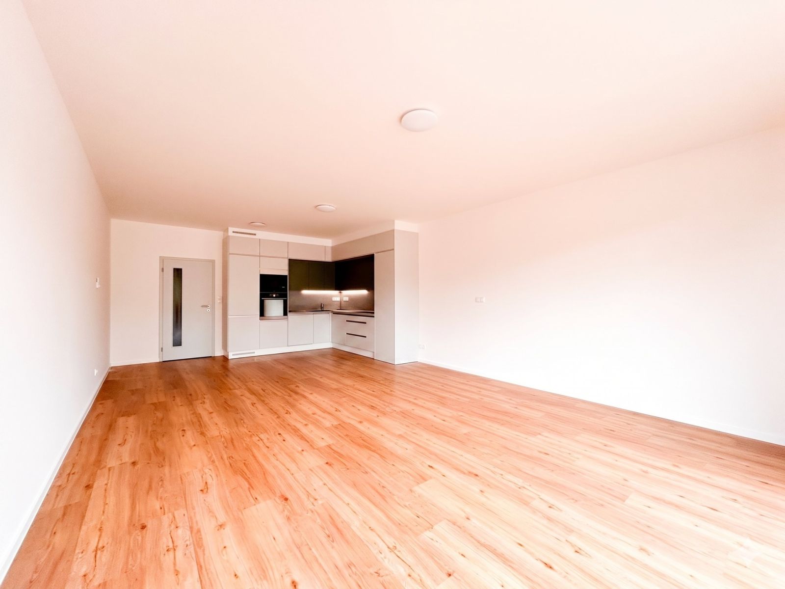 2-værelses lejlighed, 90 m²