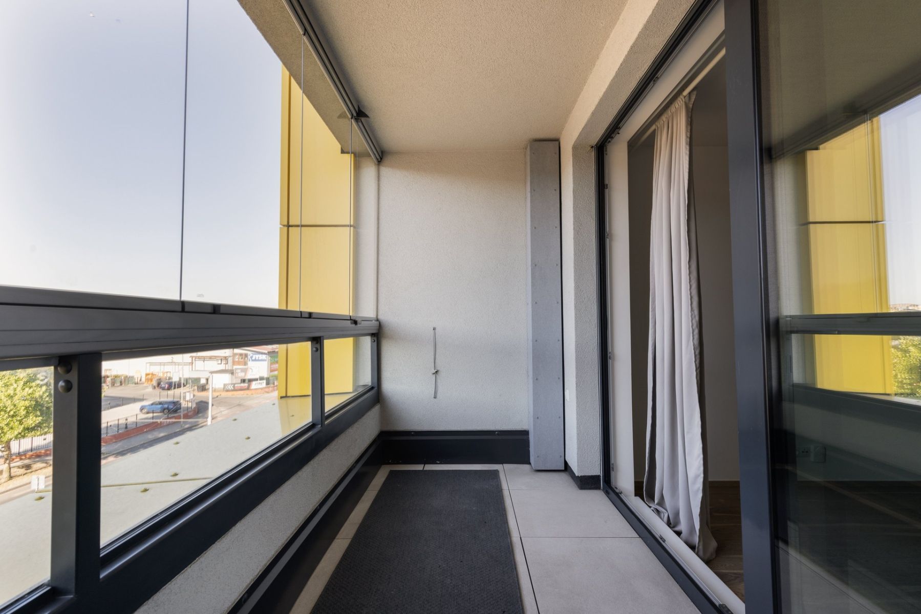 Pronájem bytu 1+kk 33 m², Praha – náhled fotky 2
