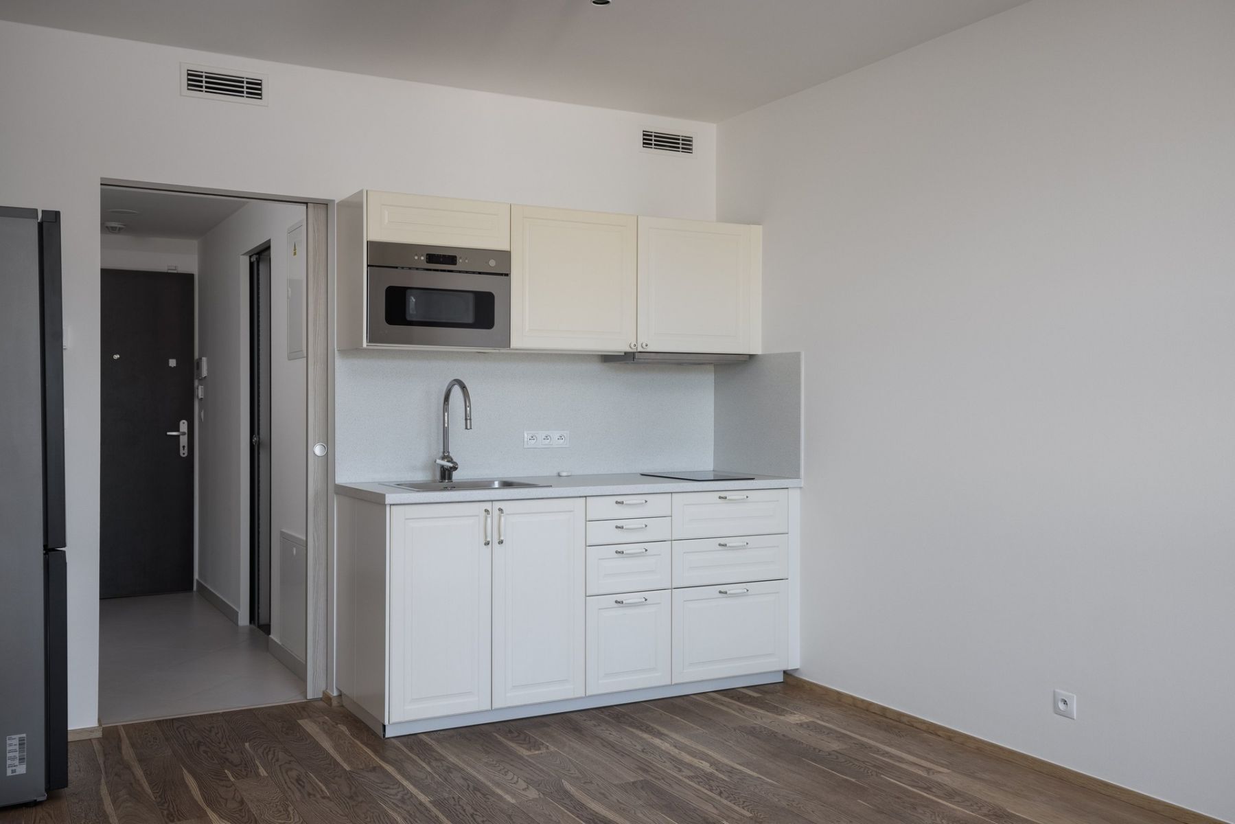 Pronájem bytu 1+kk 33 m², Praha – náhled fotky 5