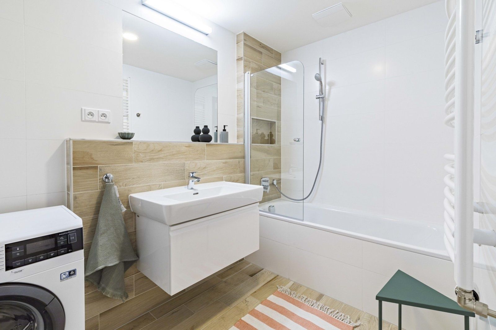 Pronájem bytu 3+kk 84 m², Praha – náhled fotky 10