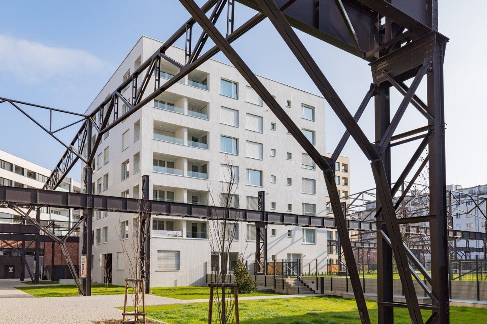 Pronájem bytu 3+kk 84 m², Praha – náhled fotky 14