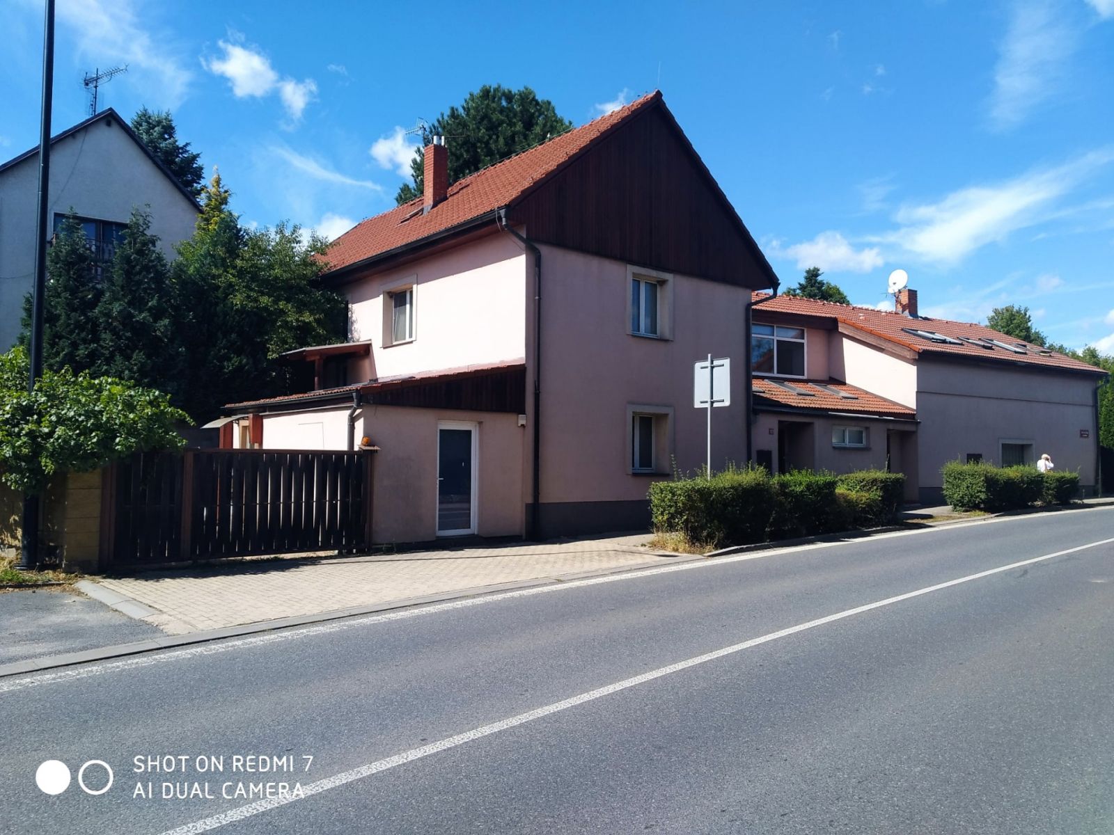 Revoluční, Šestajovice - Šestajovice u Prahy, Středočeský kraj