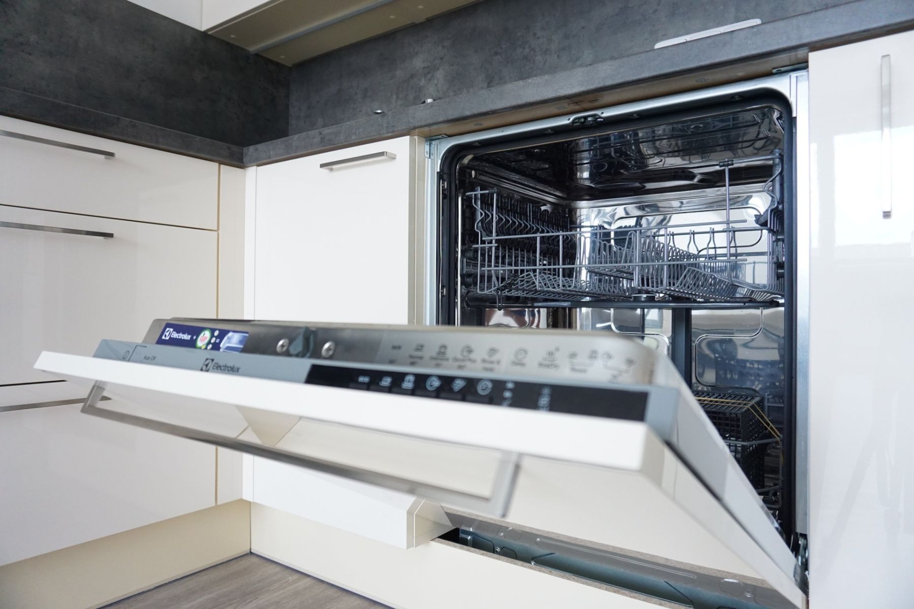 Pronájem bytu 2+kk 55 m², Praha – náhled fotky 6