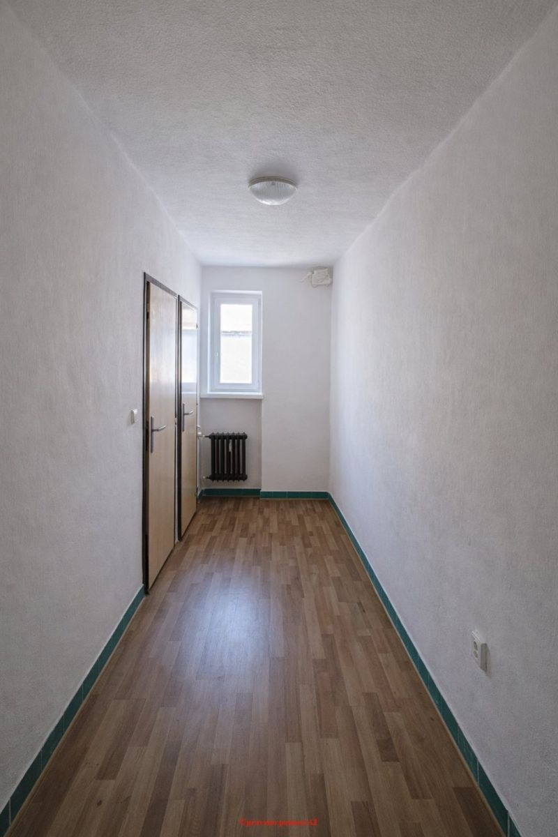 Pronájem bytu 2+1 60 m², Orlová – náhled fotky 10