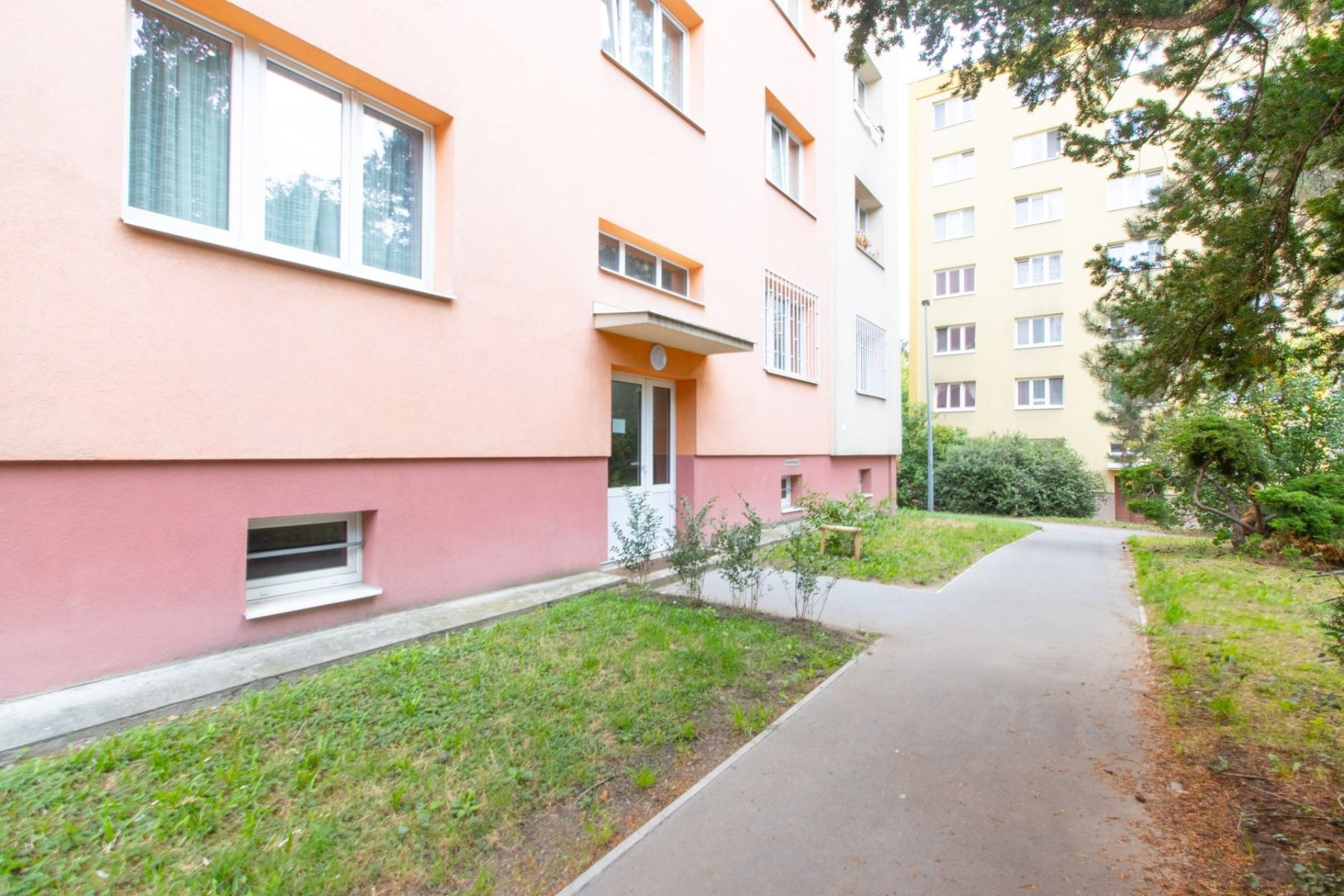 Pronájem bytu 2+1 53 m², Praha – náhled fotky 18