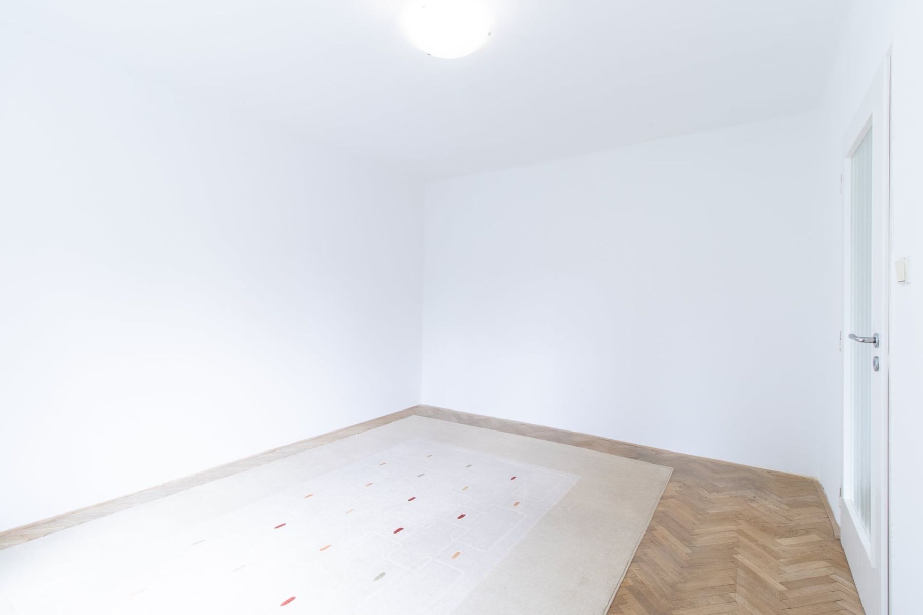 Pronájem bytu 2+1 53 m², Praha – náhled fotky 9