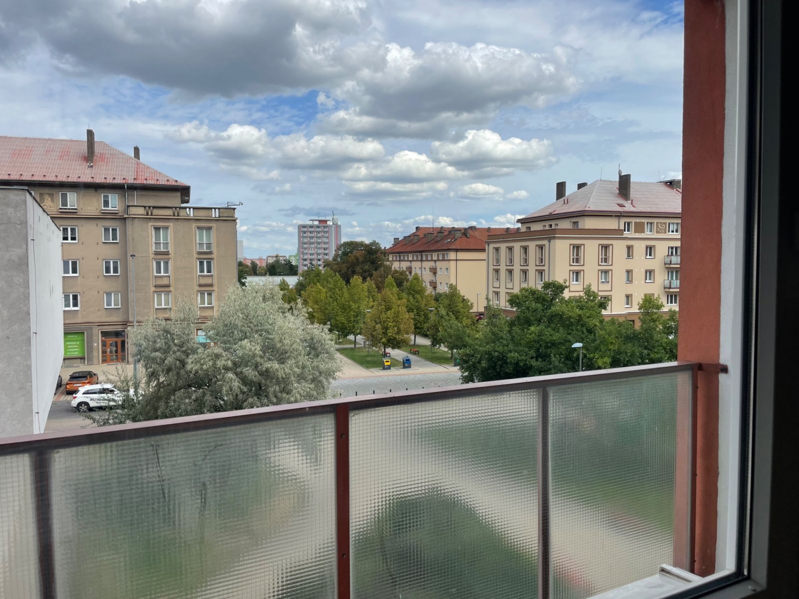 Vrchlického, Kladno - Kročehlavy, Středočeský kraj – fotografie 3