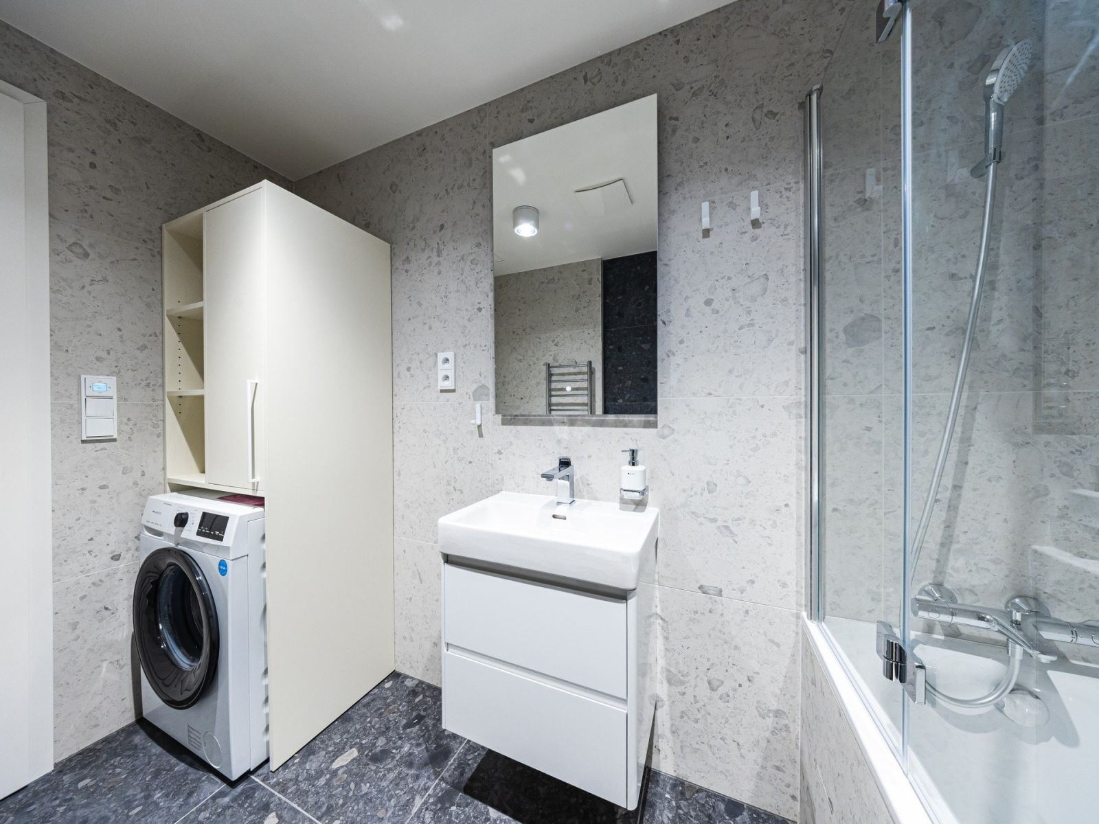 Pronájem bytu 2+kk 43 m², Praha – náhled fotky 6