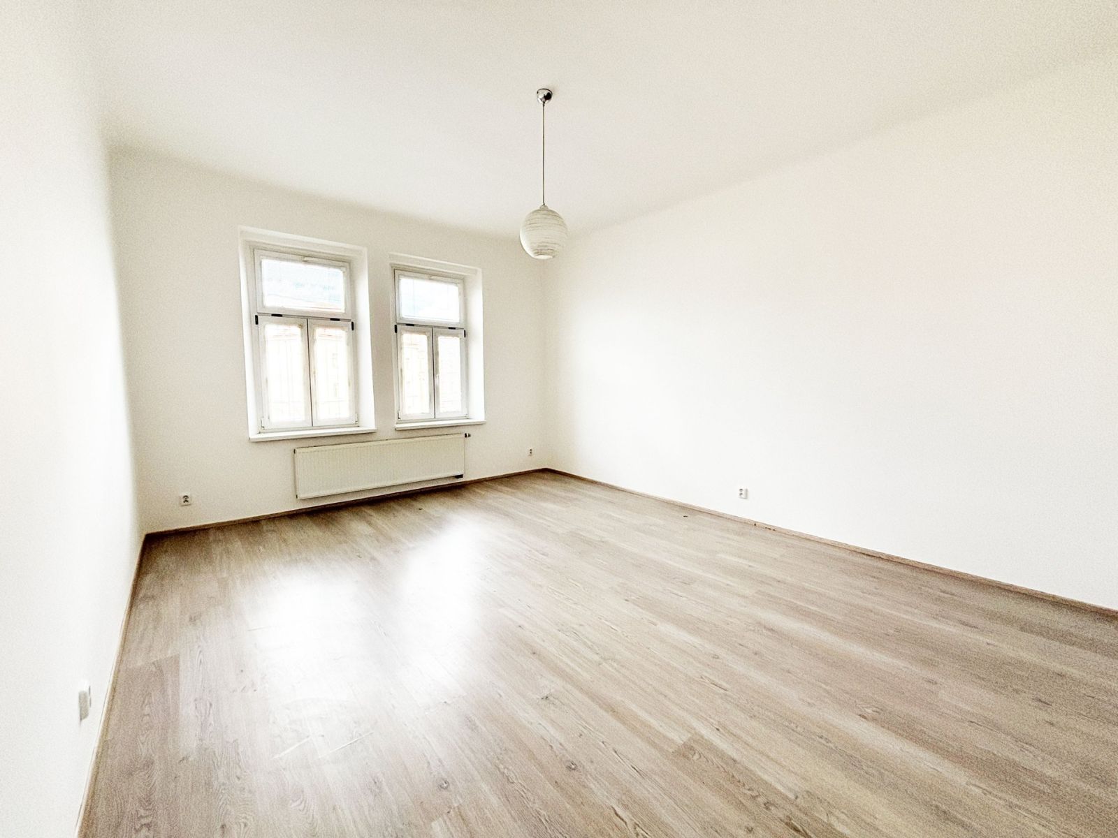 Pronájem bytu 1+1 55 m²