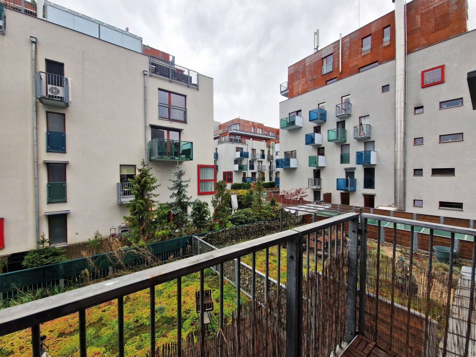Pronájem bytu 2+kk 56 m², Praha – náhled fotky 18