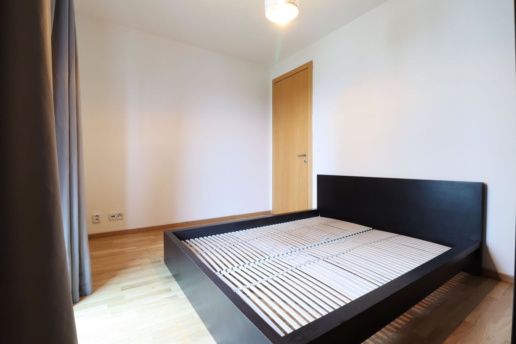 Pronájem bytu 2+kk 56 m², Praha – náhled fotky 9