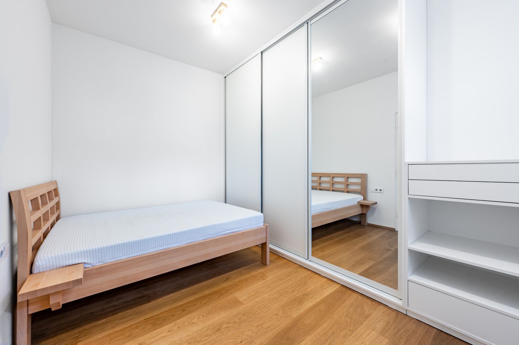 Prodej bytu 2+kk 48 m², Praha – náhled fotky 10