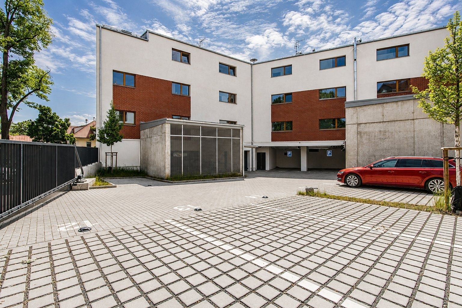 Pronájem bytu 2+kk 48 m², Praha – náhled fotky 19