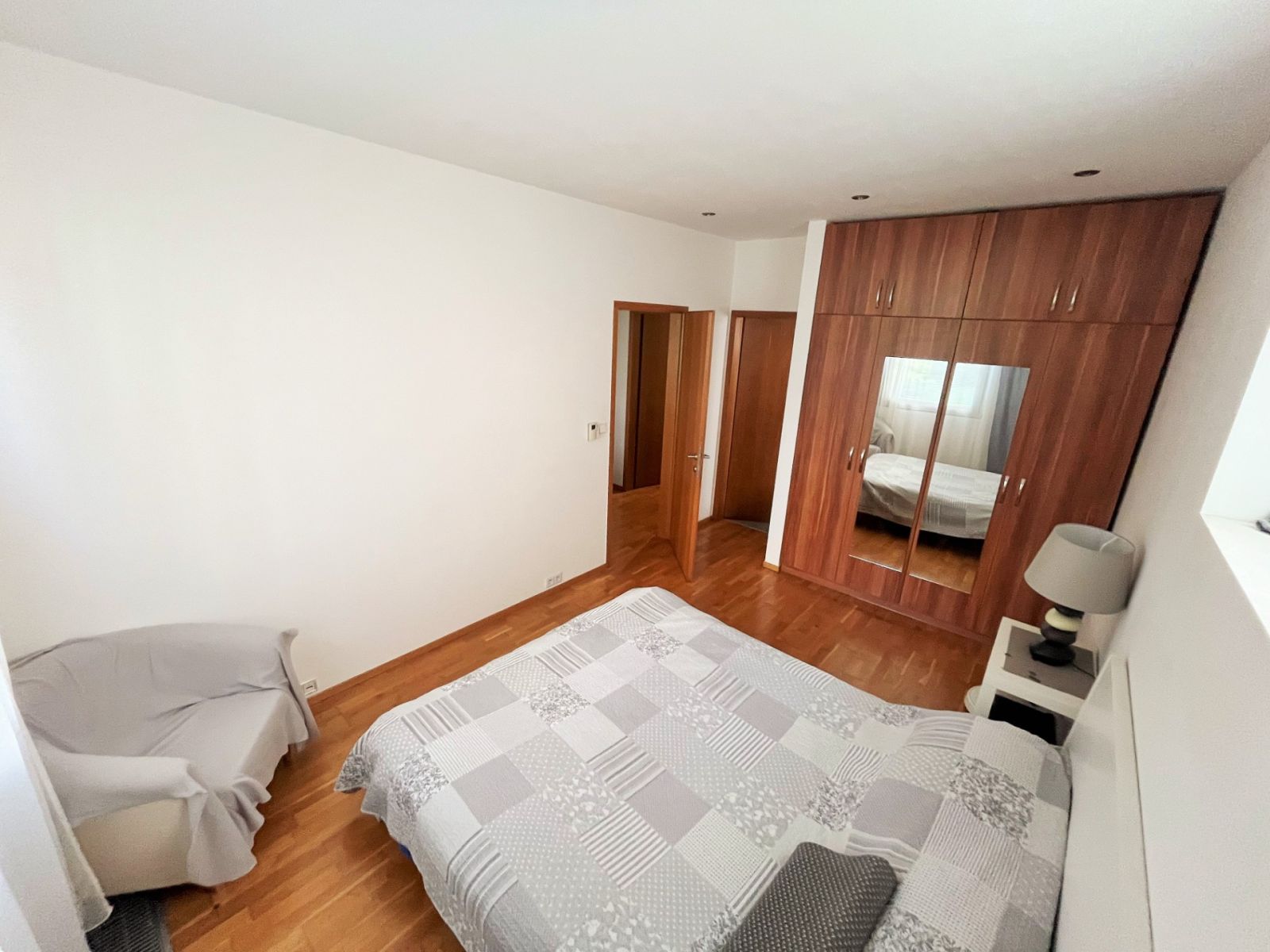 Pronájem bytu 2+kk 51 m², Praha – náhled fotky 8
