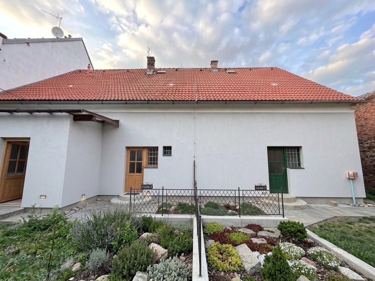 Pronájem bytu 1+kk 28 m², Škvorec – náhled fotky 9