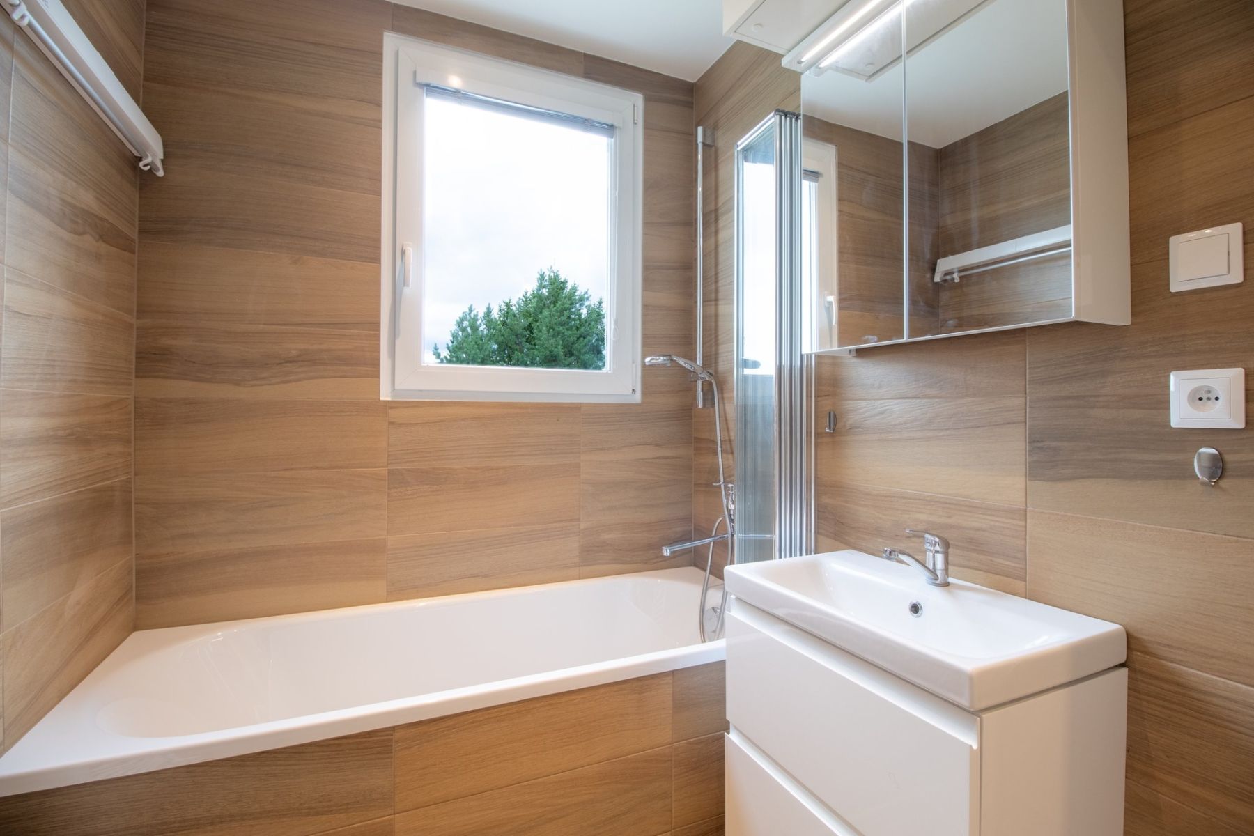 Pronájem bytu 3+kk 75 m², Praha – náhled fotky 3
