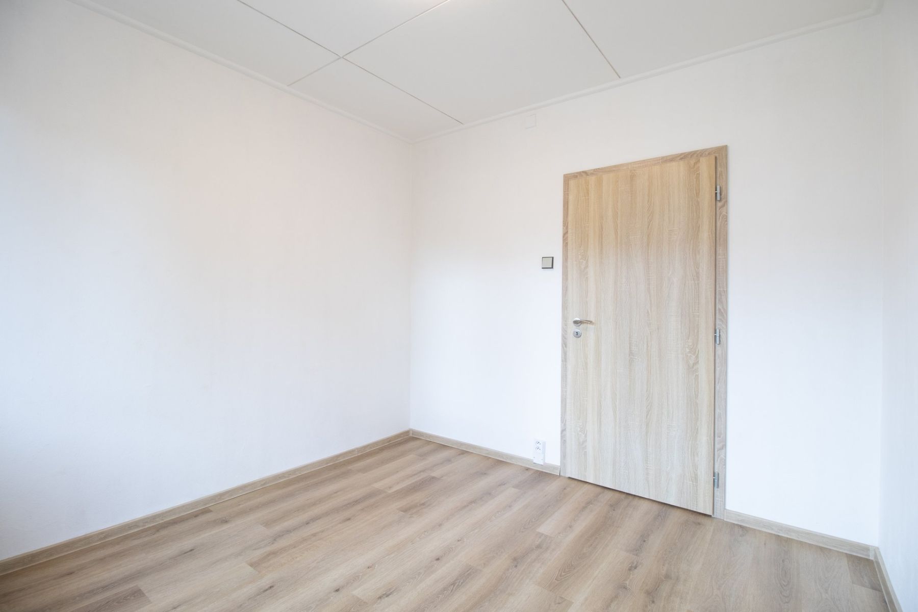 Pronájem bytu 3+kk 75 m², Praha – náhled fotky 9