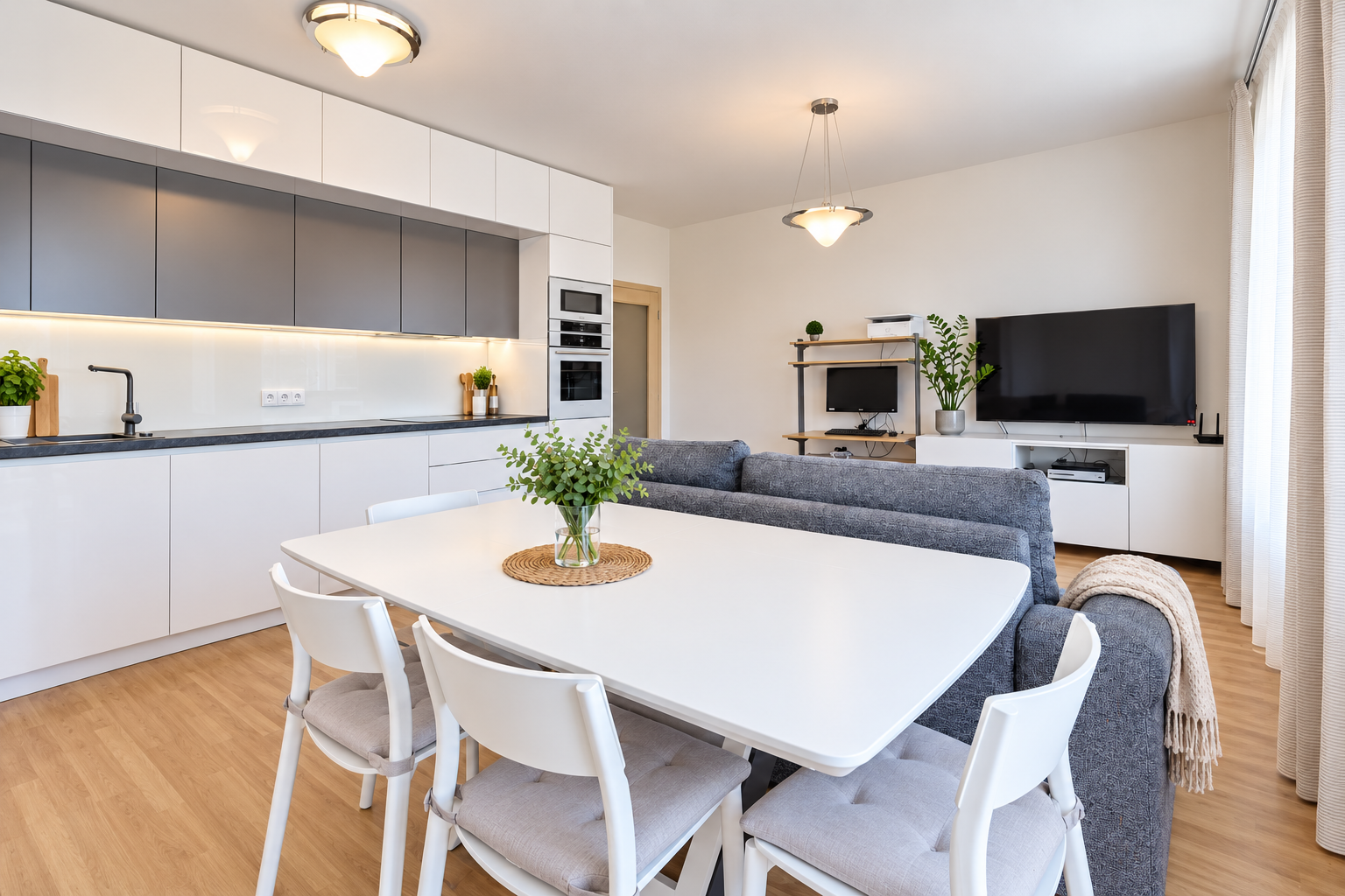 Prodej bytu 3+kk 71 m², Praha – fotka 1 z 15