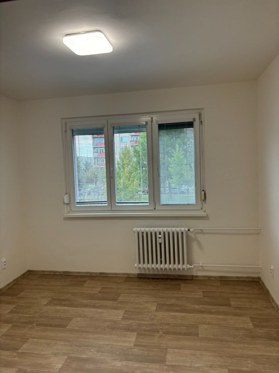 Pronájem bytu 2+1 54 m², Zlín – náhled fotky 8