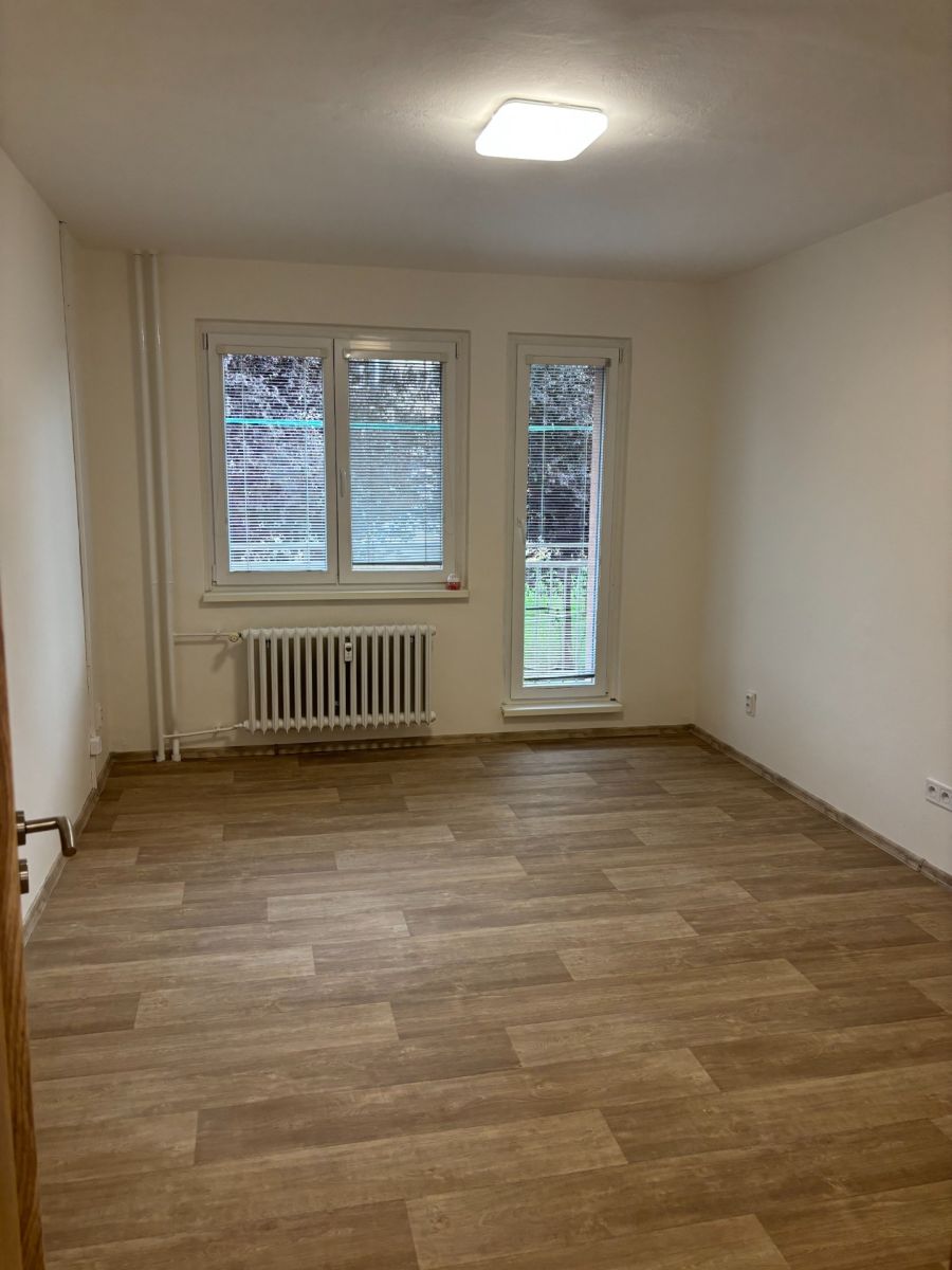 Pronájem bytu 2+1 54 m², Zlín – náhled fotky 9
