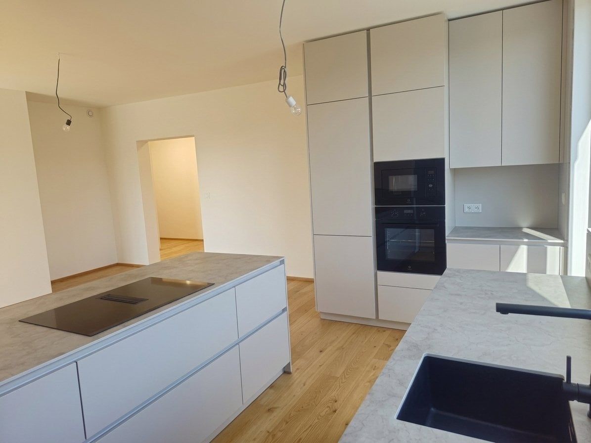 Prodej bytu 4+kk 132 m², Praha – náhled fotky 9