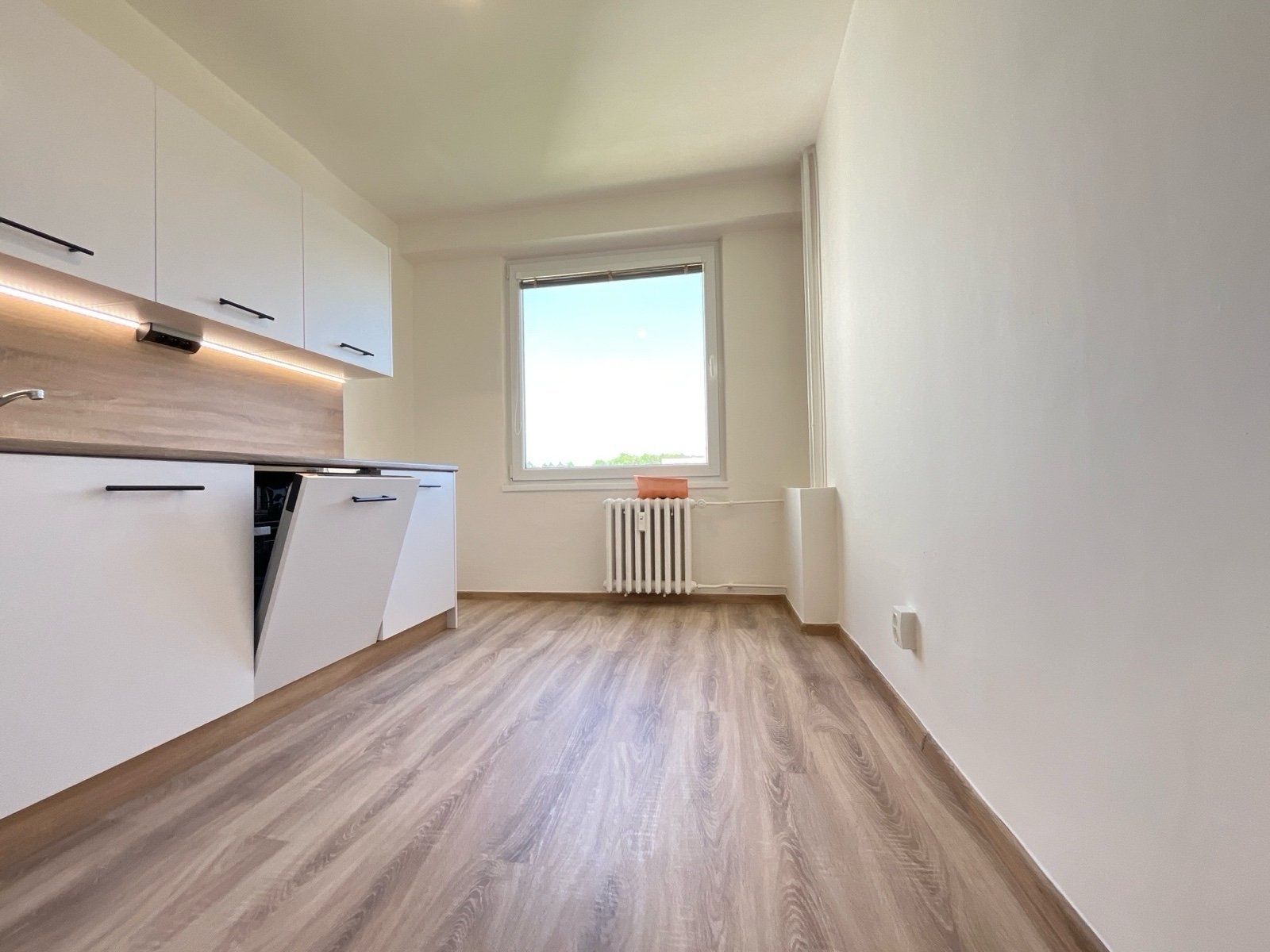 Pronájem bytu 3+1 67 m², Havířov – náhled fotky 4