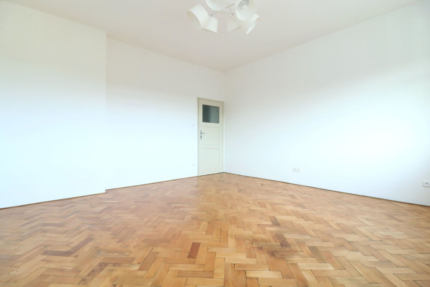 Pronájem bytu 2+1 56 m², Praha – náhled fotky 8