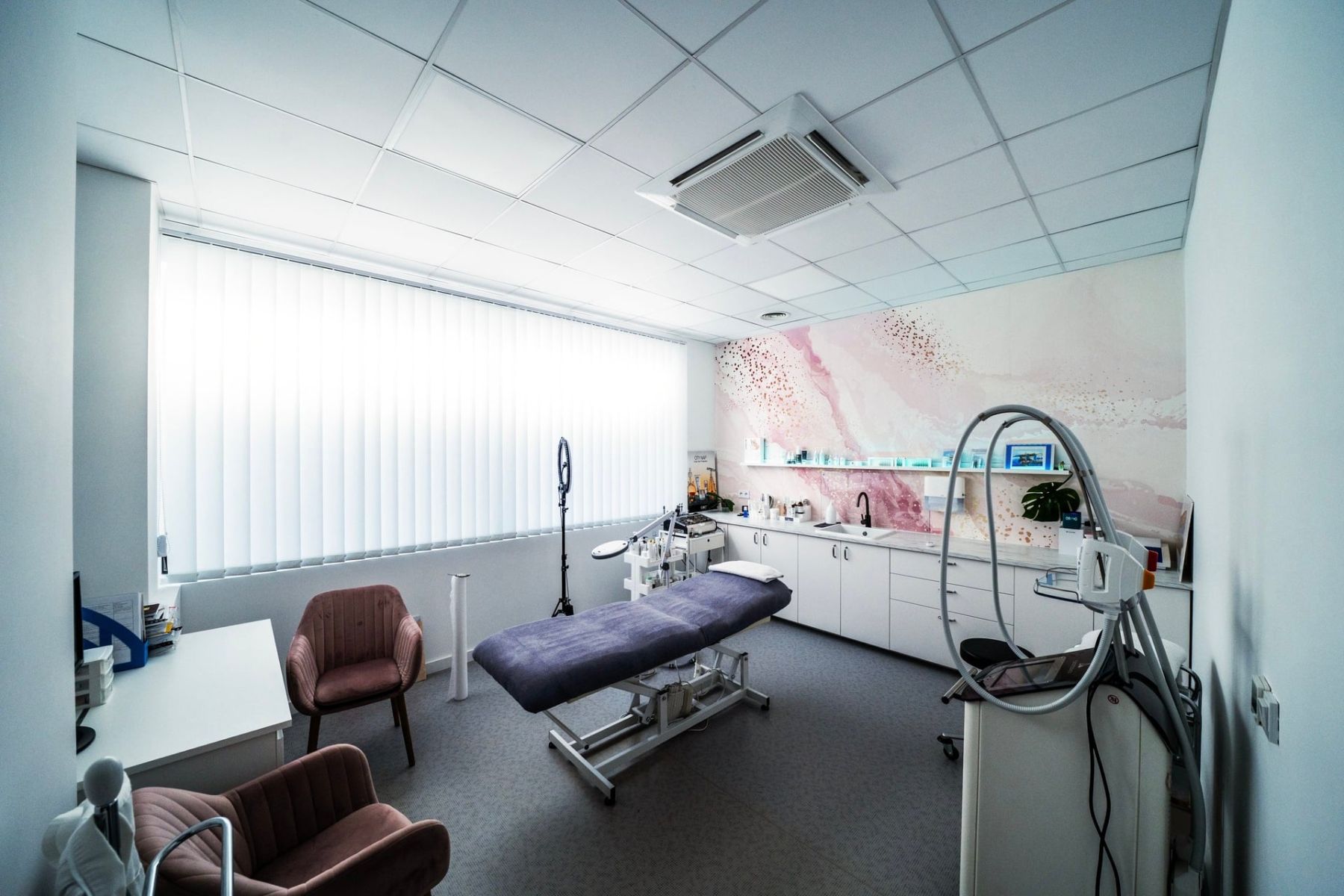 Pronájem komerčního prostoru 114 m², Praha – náhled fotky 11