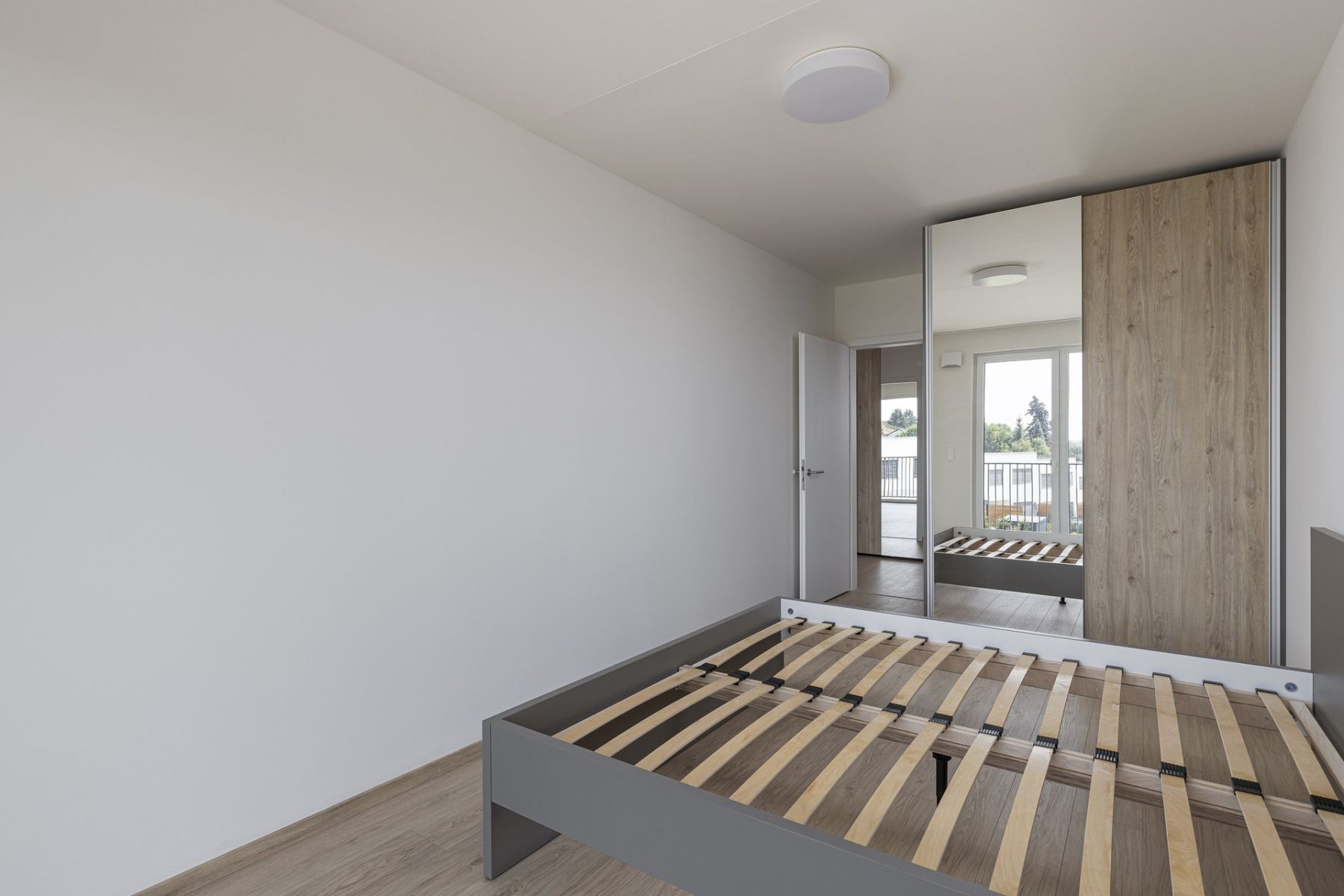 Pronájem bytu 2+kk 51 m², Praha – náhled fotky 3
