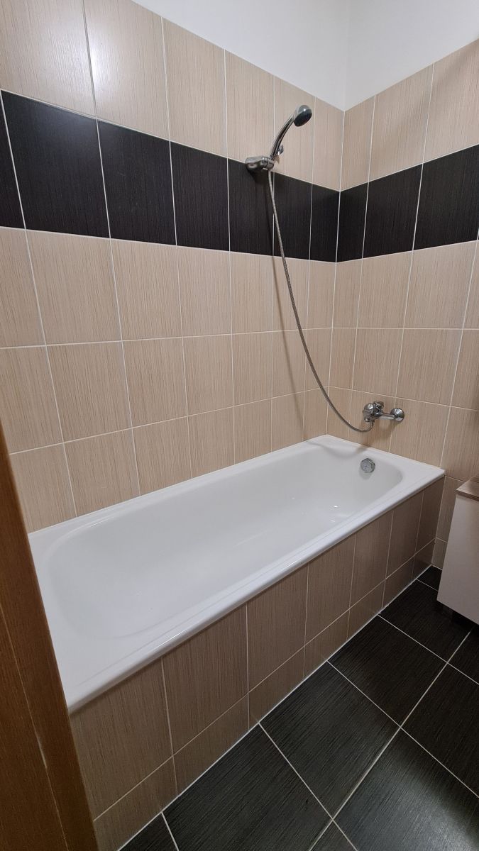 Pronájem bytu 72 m², Praha – náhled fotky 11