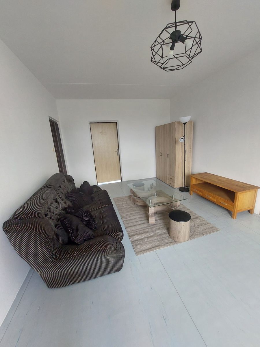 Pronájem bytu 4+1 80 m², Plzeň – náhled fotky 8