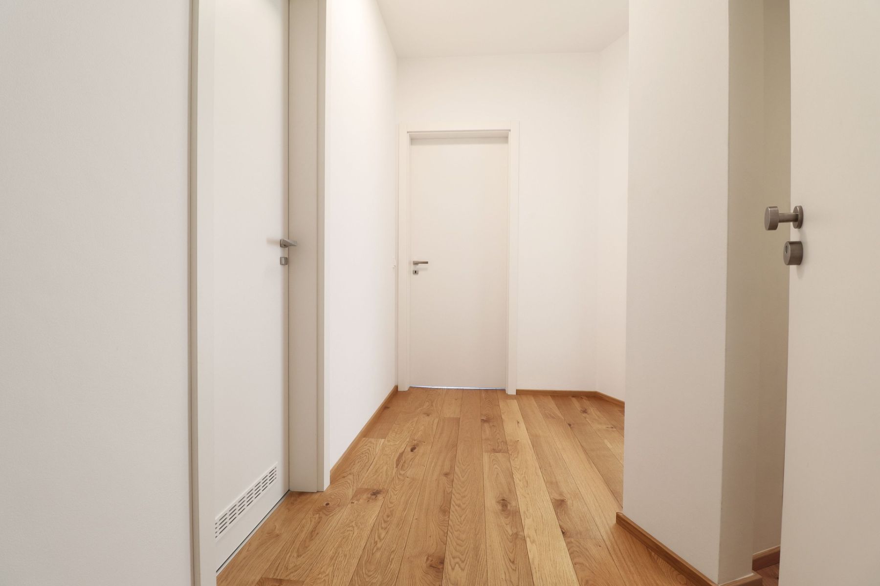 Pronájem bytu 2+kk 55 m², Praha – náhled fotky 17