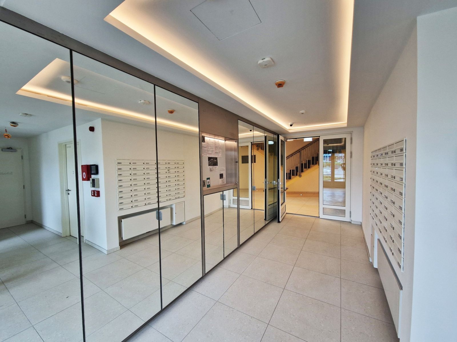 Pronájem bytu 2+kk 55 m², Praha – náhled fotky 22