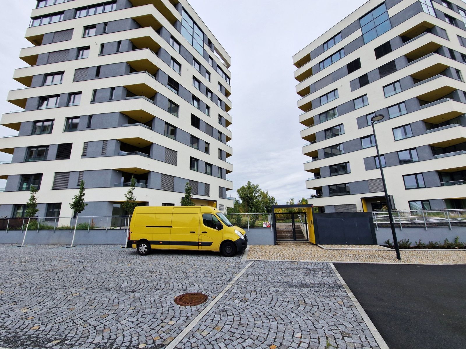 Pronájem bytu 2+kk 55 m², Praha – náhled fotky 28