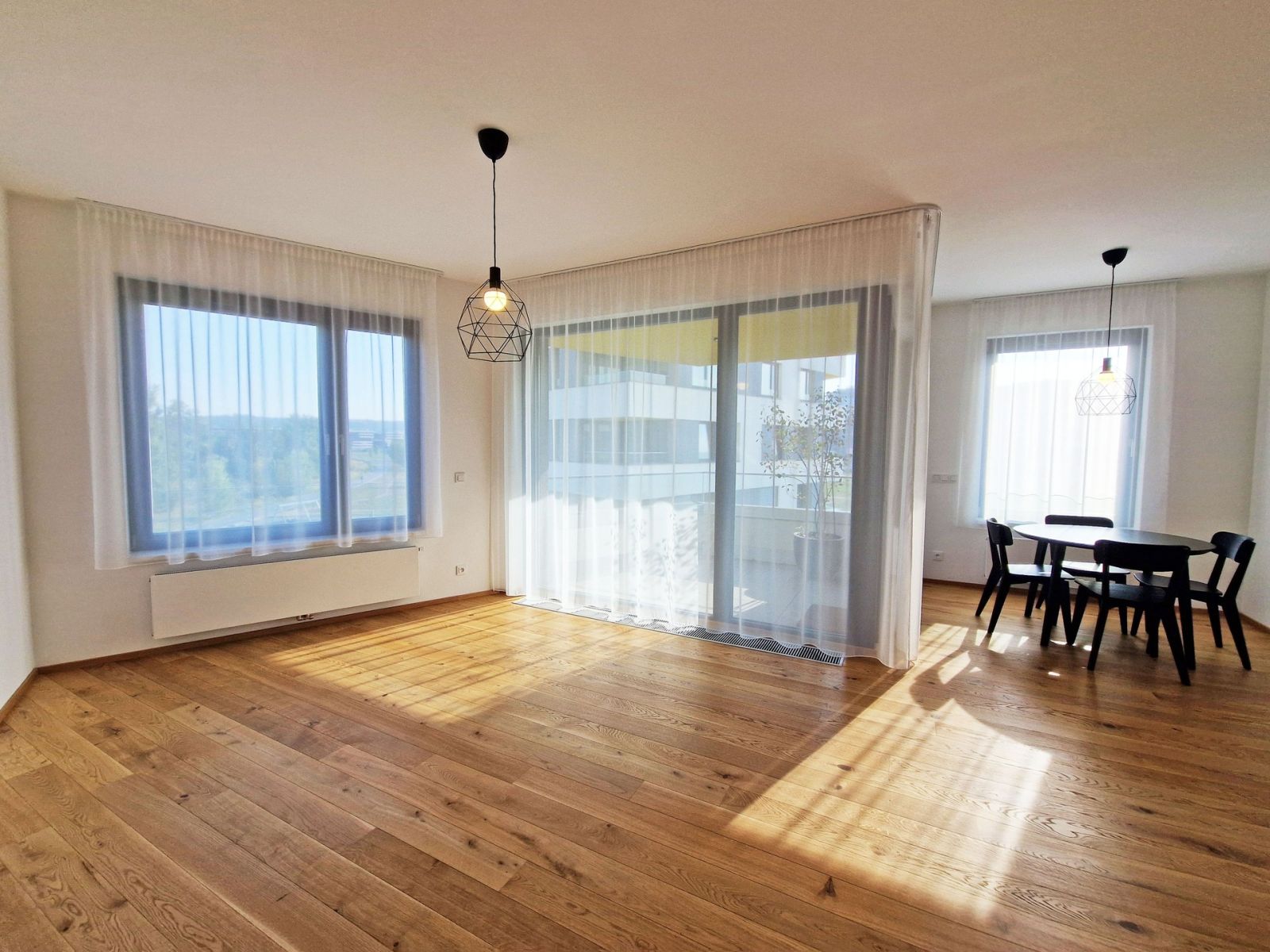 Pronájem bytu 2+kk 55 m², Praha – náhled fotky 4