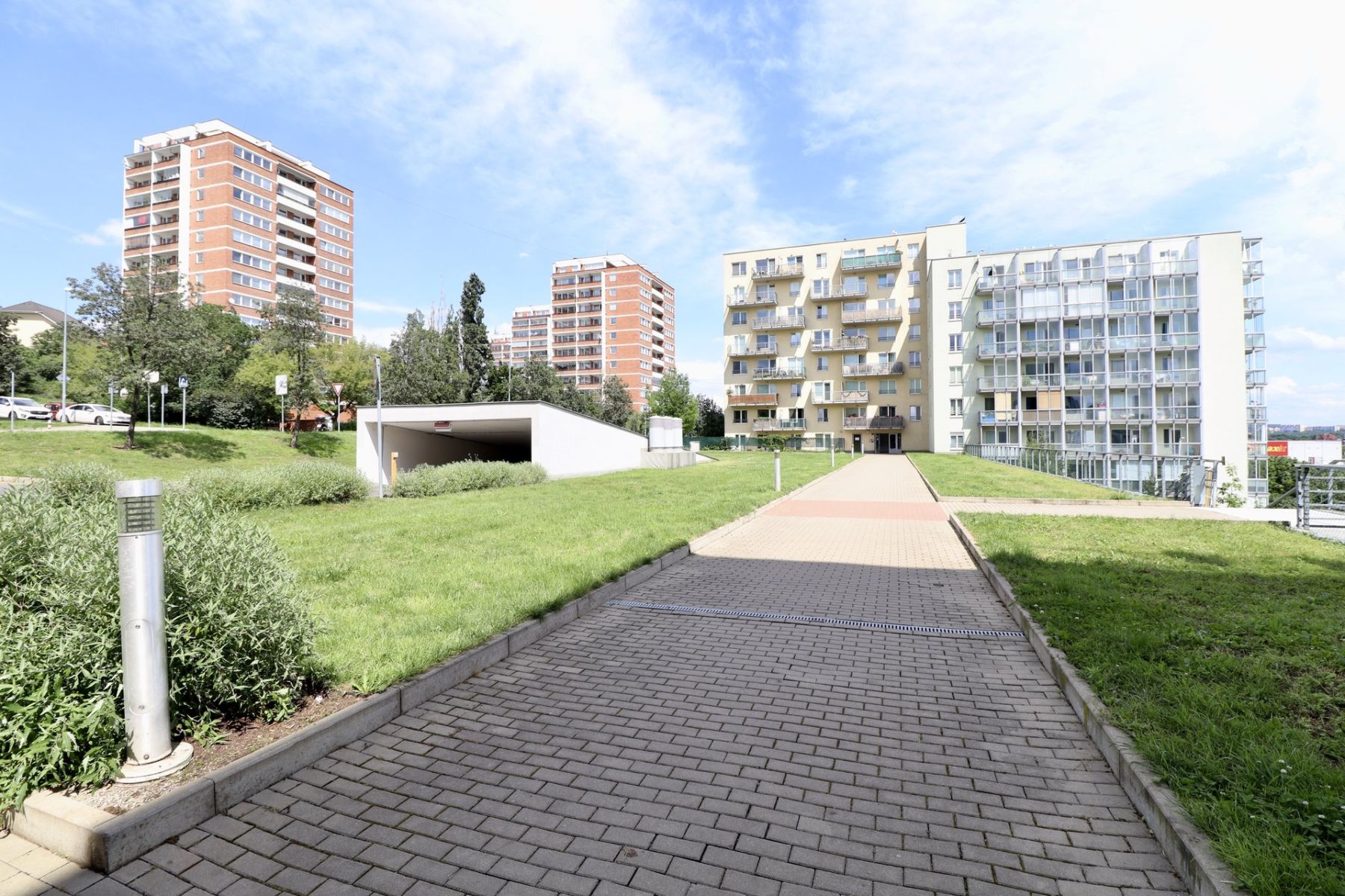 Pronájem bytu 2+kk 49 m², Praha – náhled fotky 13