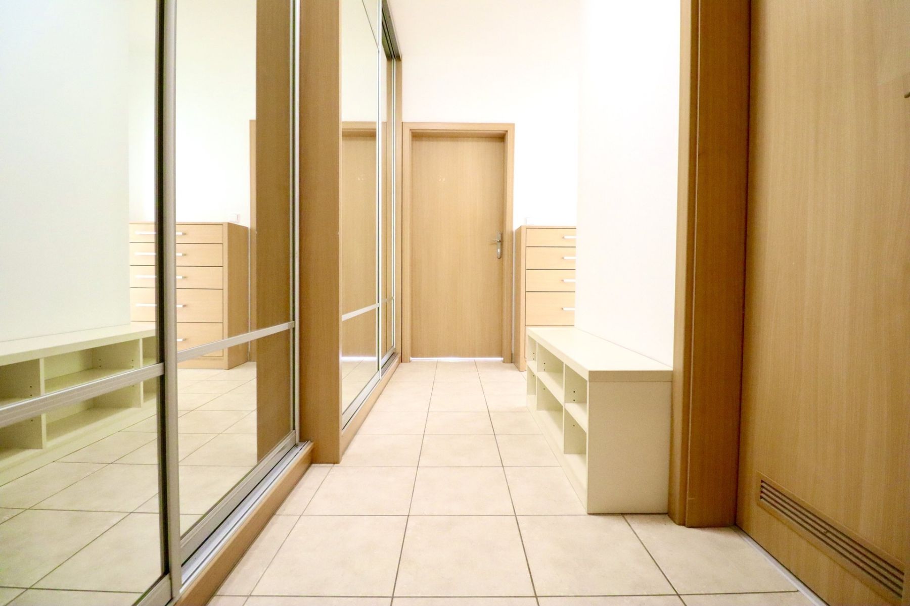 Pronájem bytu 2+kk 49 m², Praha – náhled fotky 8