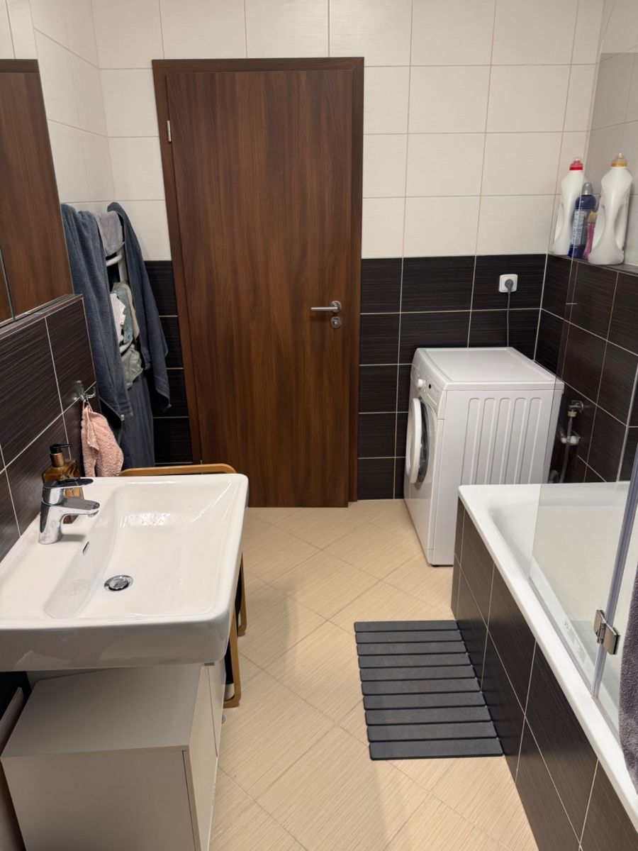 Pronájem bytu 2+kk 47 m², Praha – náhled fotky 10