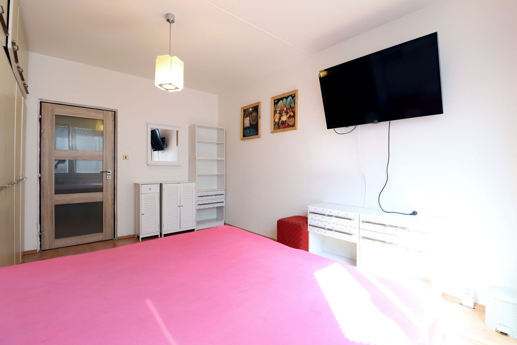 Pronájem bytu 2+1 77 m², Praha – náhled fotky 11