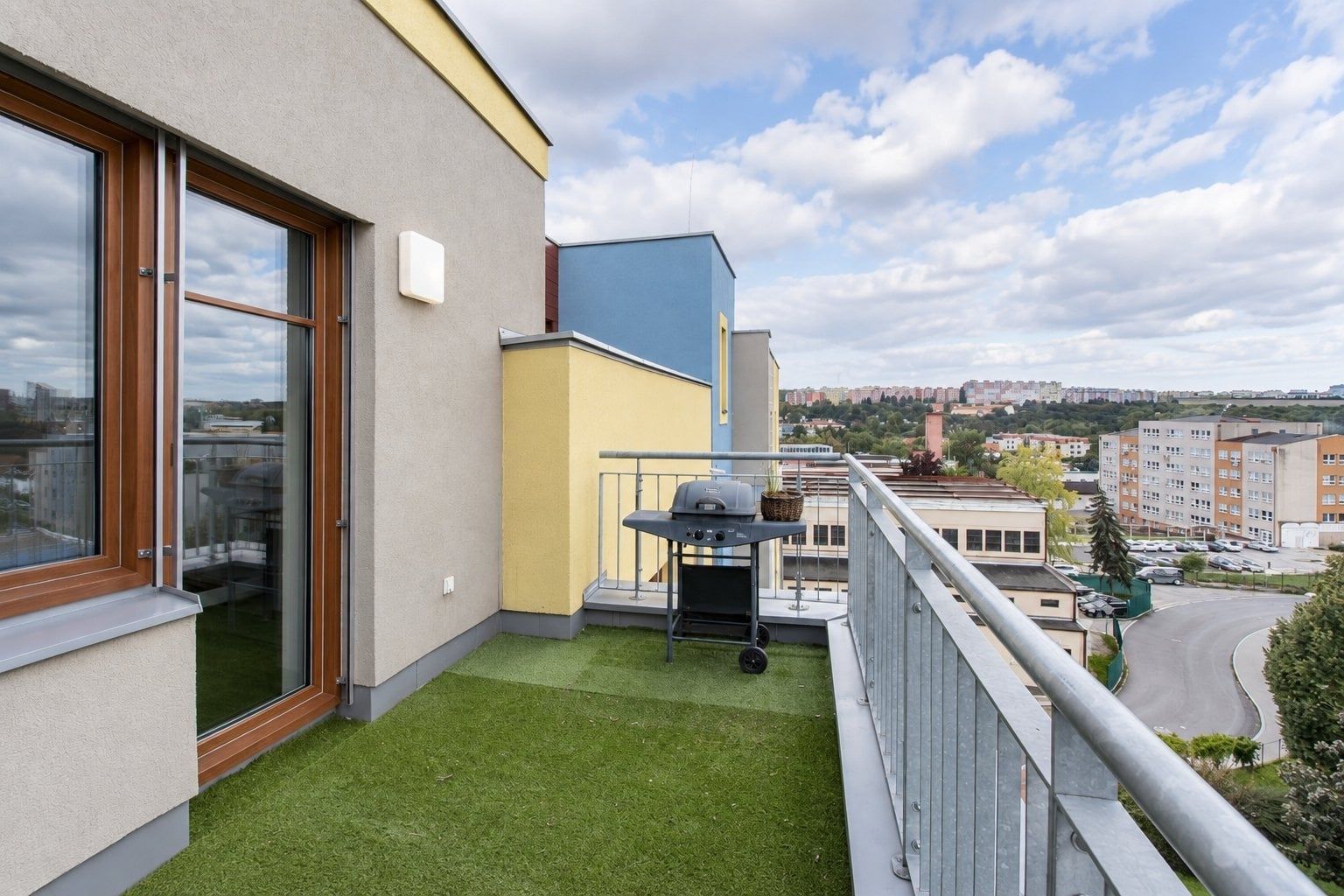 Pronájem bytu 3+kk 70 m², Praha – náhled fotky 23