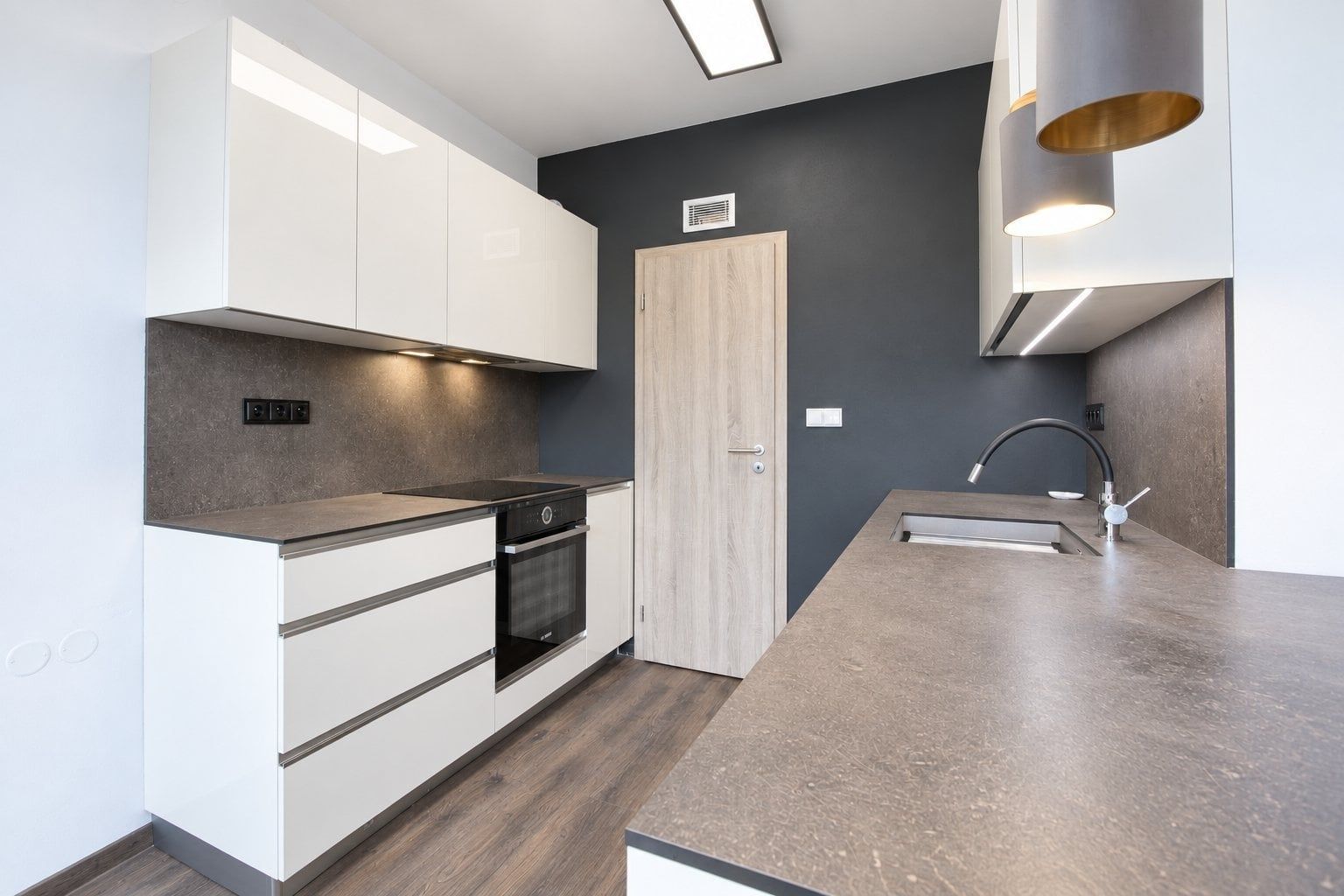 Pronájem bytu 3+kk 70 m², Praha – náhled fotky 7