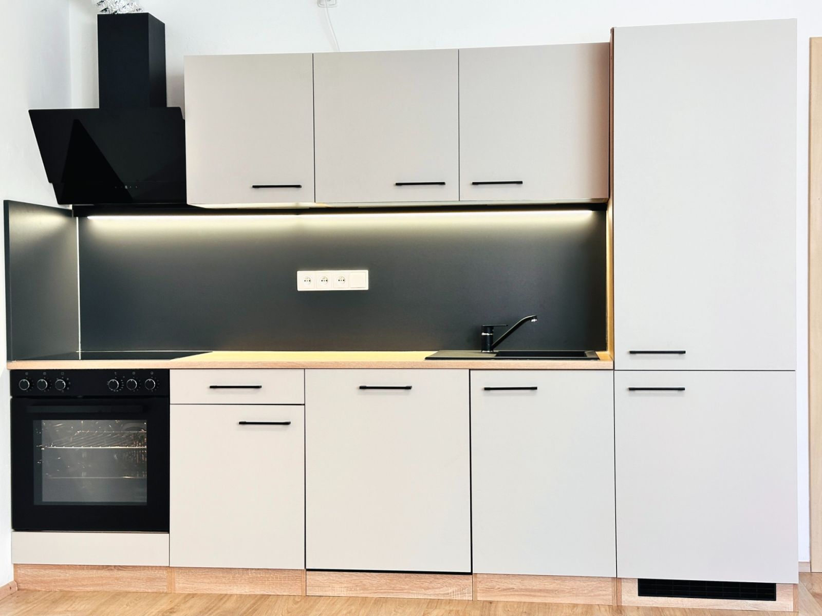 Prodej bytu 1+kk 34 m², Kladno – náhled fotky 4