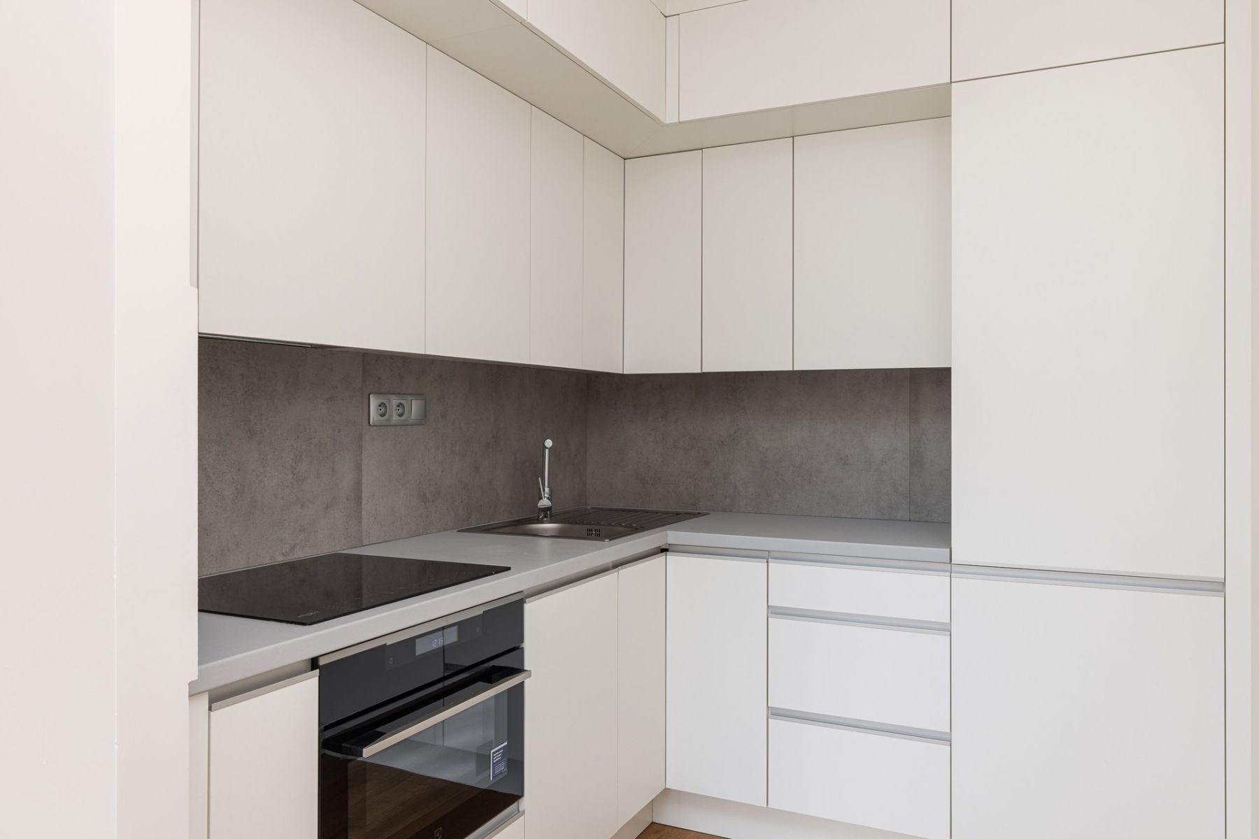 Pronájem bytu 2+kk 43 m², Praha – náhled fotky 2