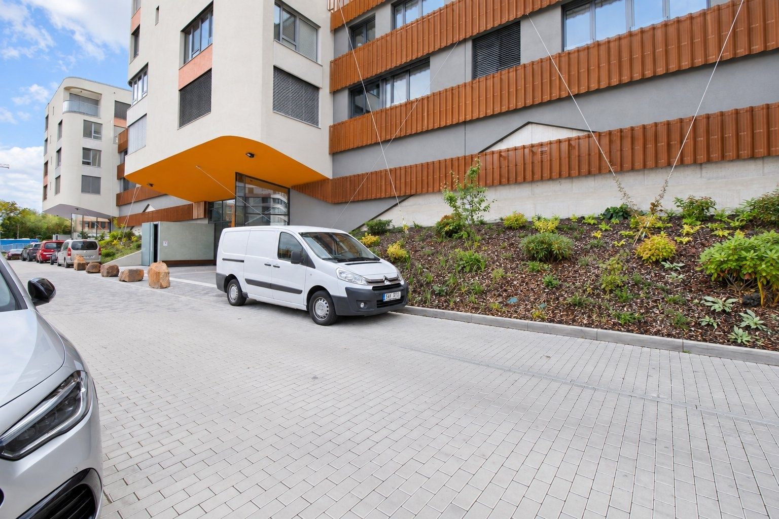 Pronájem bytu 1+kk 36 m², Praha – náhled fotky 19