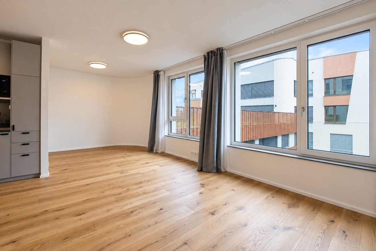 Pronájem bytu 1+kk 36 m², Praha – náhled fotky 4
