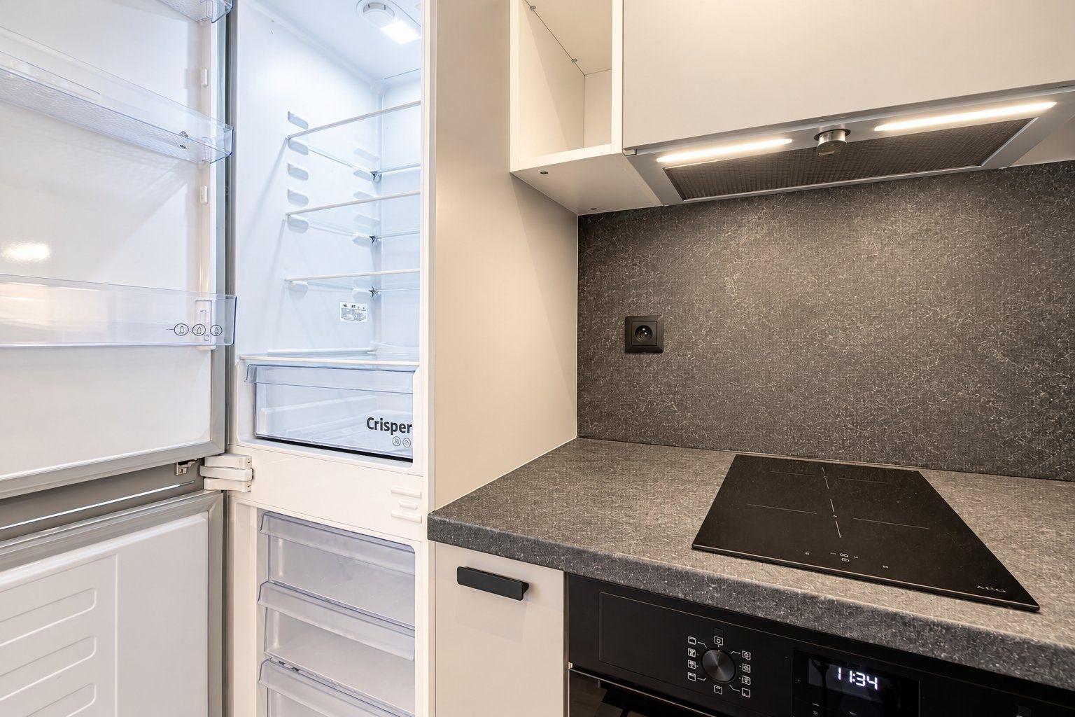 Pronájem bytu 1+kk 36 m², Praha – náhled fotky 9