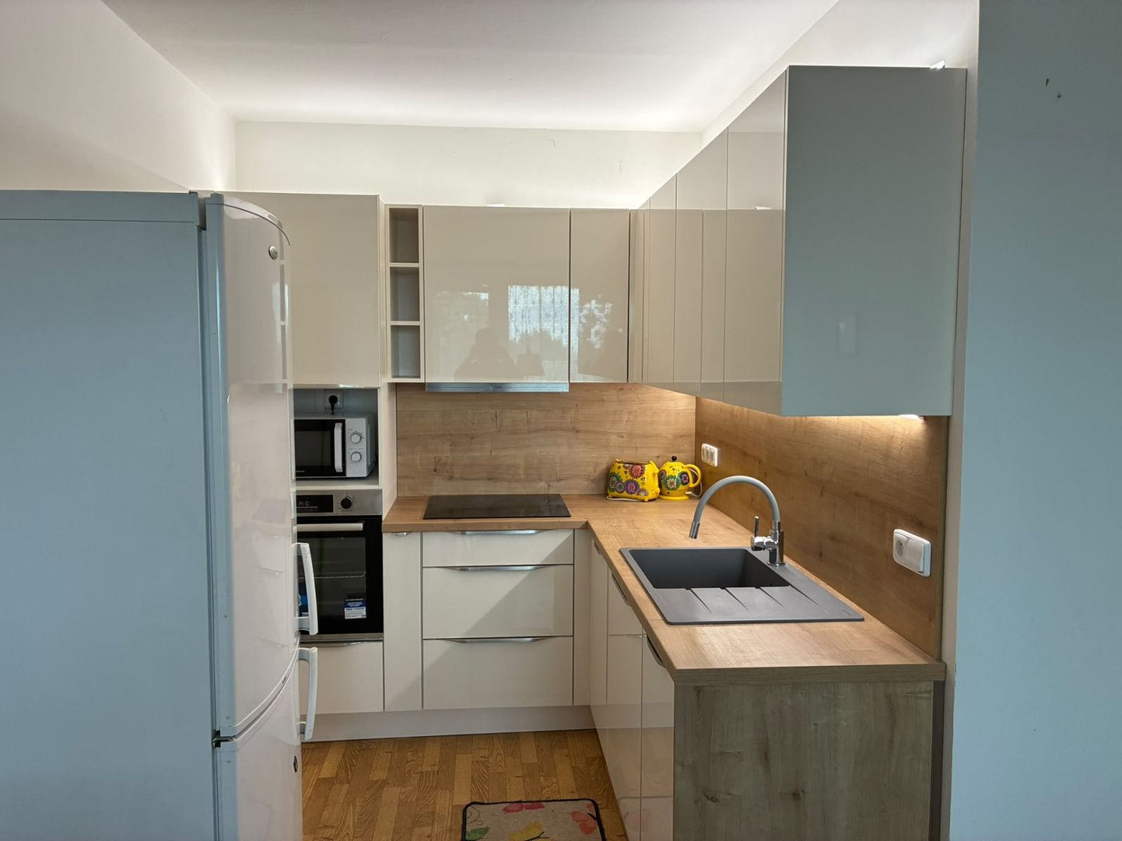 Pronájem bytu 2+kk 40 m², Praha – náhled fotky 9