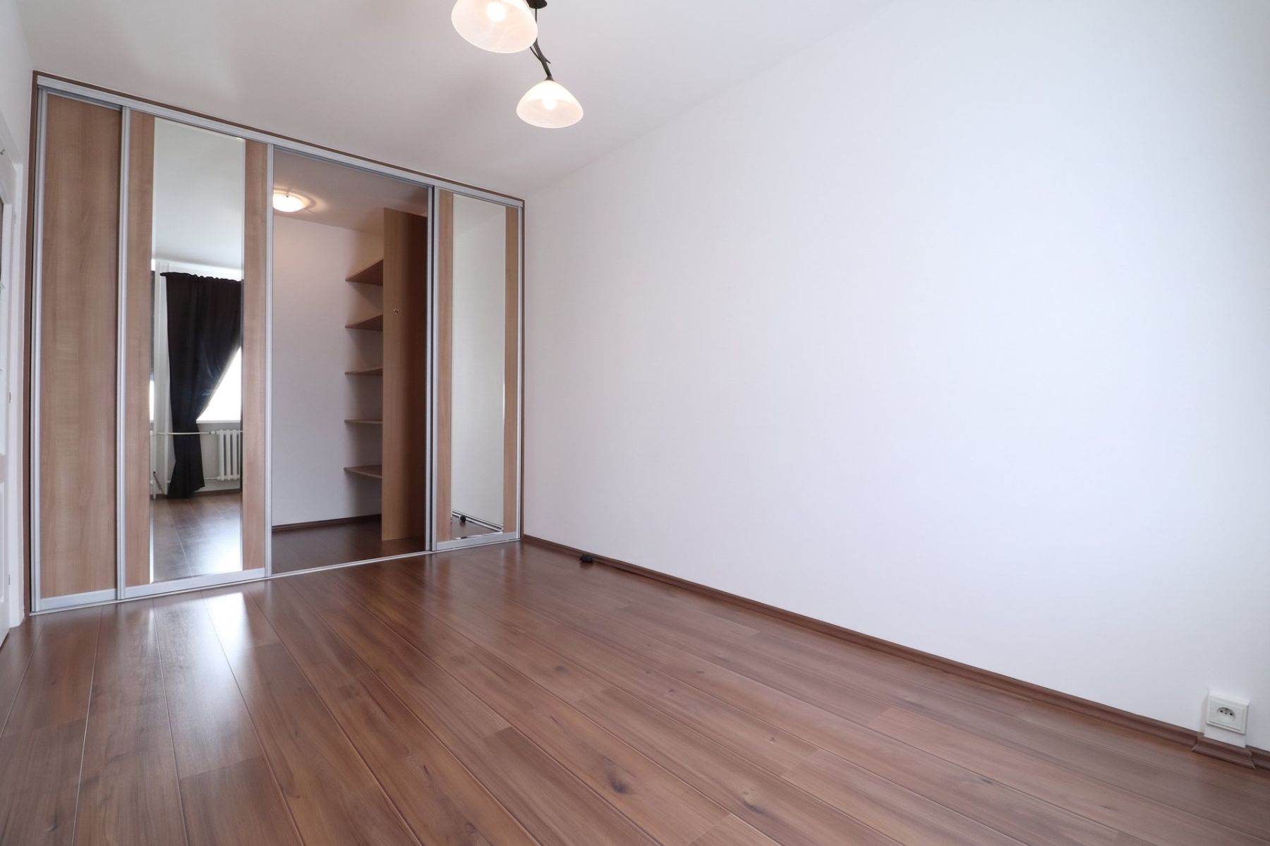 Pronájem bytu 3+1 72 m², Praha – náhled fotky 3
