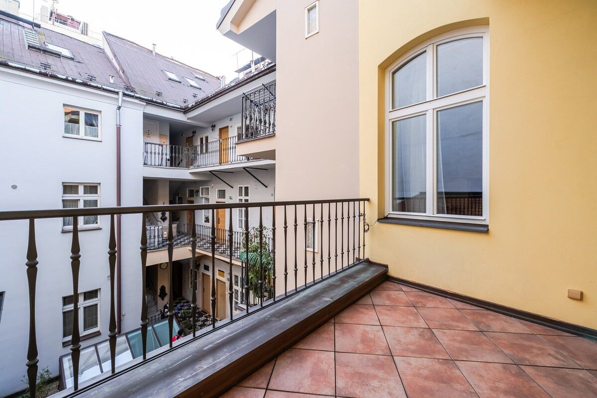 Prvního pluku, Praha - Karlín – fotografie 3